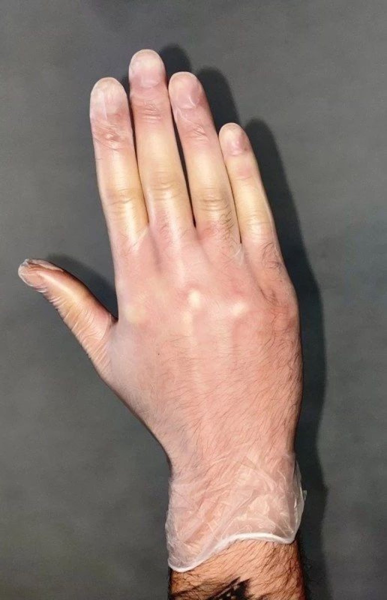 przezroczyste rękawice